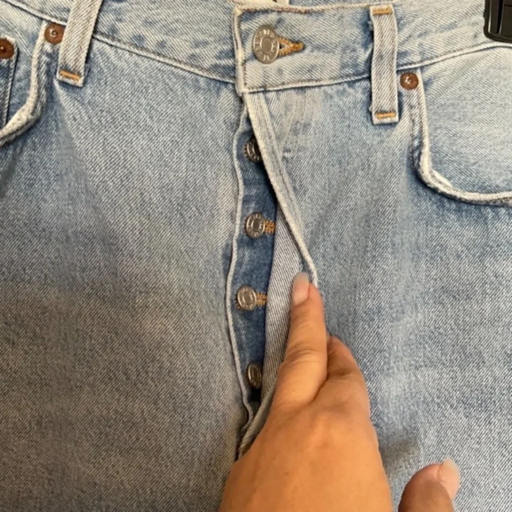 AGOLDE Light Blue Denim Jeans - Picture 2 of 12